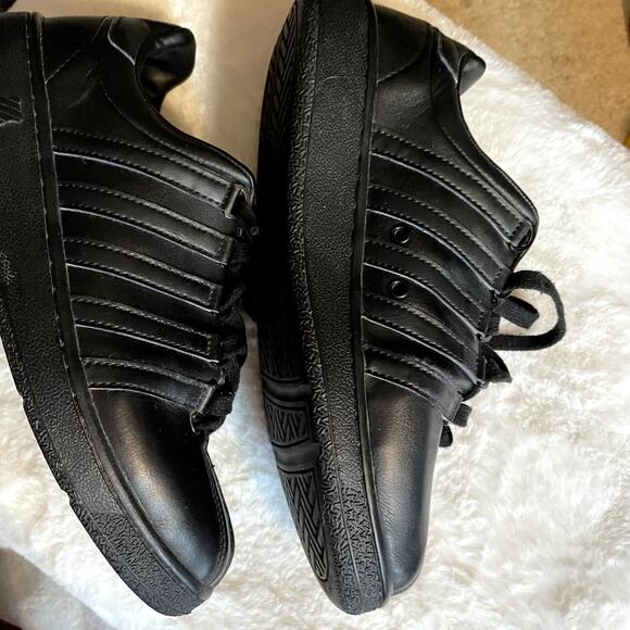 K Swiss Size 7.5 Women's Sneaker Court Style low Black  shoe Kayswiss - Picture 9 of 12